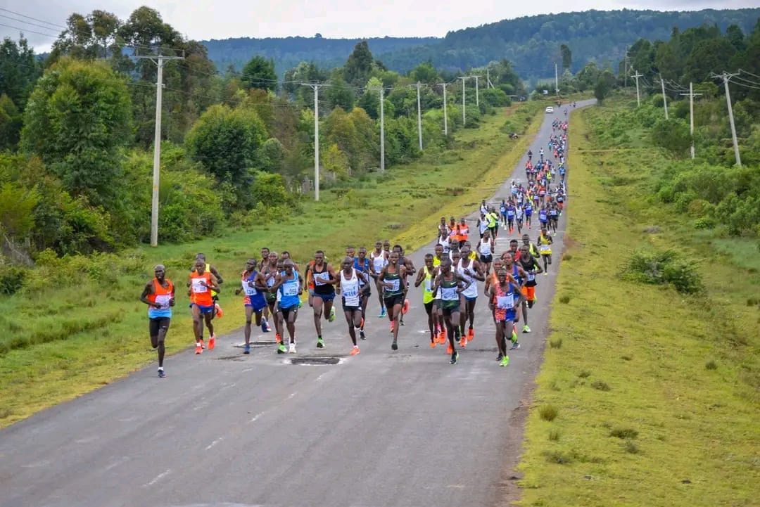 Community celebrating marathon